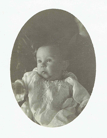Everet Ernest Crawford son of Ernest A. Crawford & Mary E. (Griffith) Crawford 1914 - Everet died in 1915 at six months old